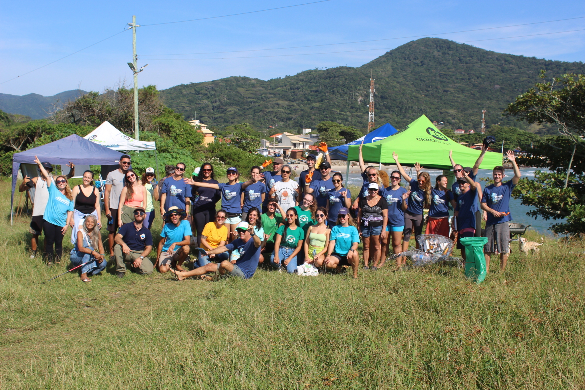 Full team Brazil cleanup arms up