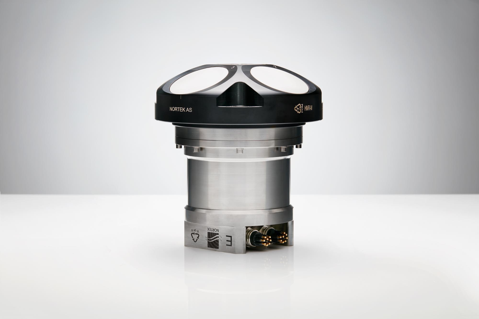 Nortek DVL 500k Hz 6000 side